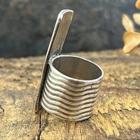 Silver Enamel Ring, Flowering Vine Shield Ring, Fine Silver 999, Statement Ring, Colorful Glass, Wave Wide Band, Hand Crafted Art Jewelry