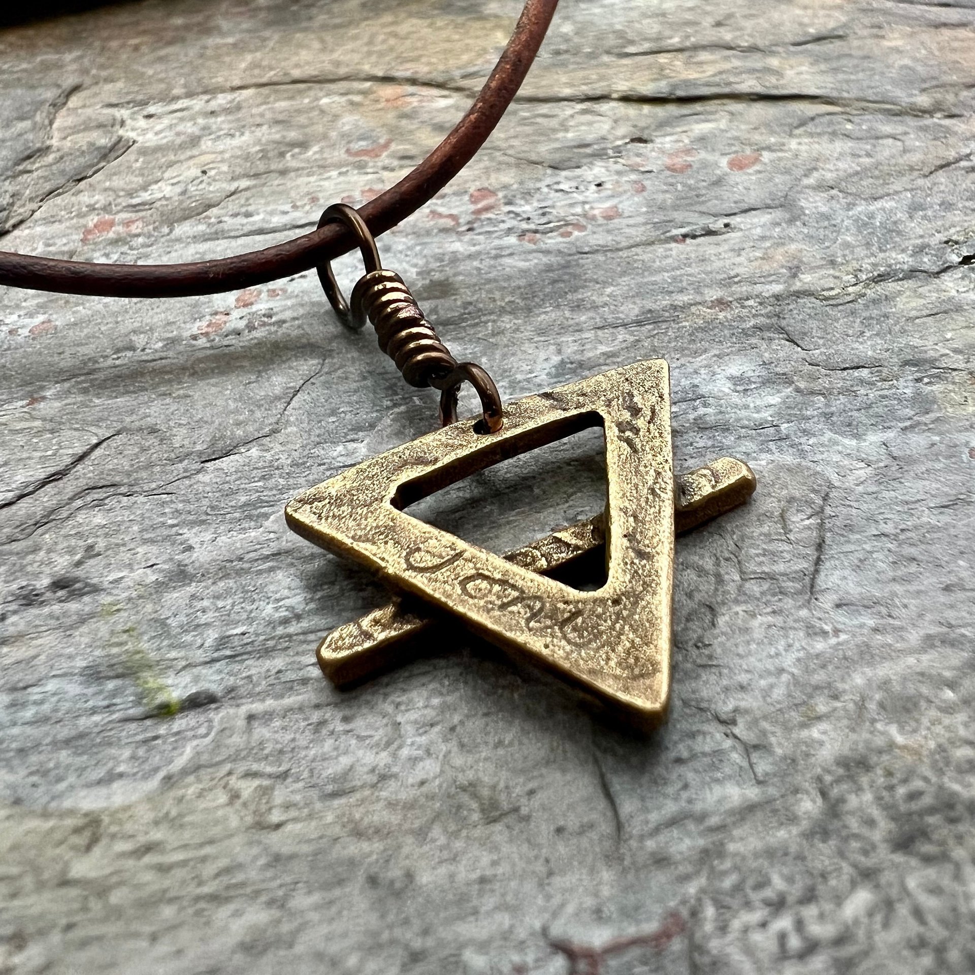 Earth Element Symbol, Bronze Elemental Signs, Pagan Gift, Astrological Signs, Taurus, Virgo, Capricorn, Winter, North, Triangle Symbols