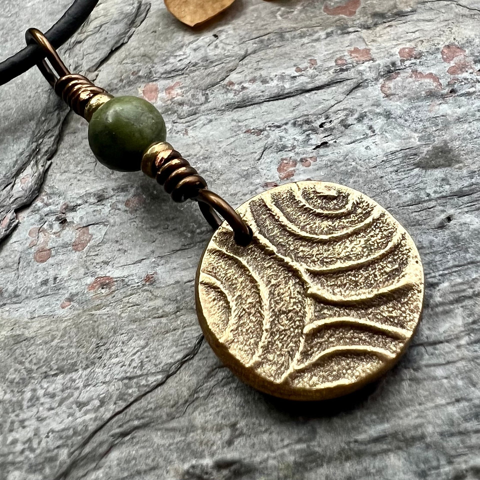 Four Leaf Clover, Bronze Necklace, Wax Seal Charm, Connemara Marble, Irish Celtic Jewelry, Lucky Charm, Celtic Witch, Irish Shamrock Luck