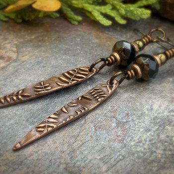 Fern Copper Earrings, Teardrop Dagger, Hypoallergenic Ear Wires, Black Czech Glass Beads, Botanical Jewelry, Light Earrings, Green Witch