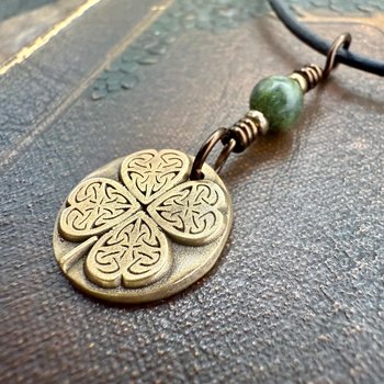 Four Leaf Clover, Bronze Necklace, Wax Seal Charm, Connemara Marble, Irish Celtic Jewelry, Lucky Charm, Celtic Witch, Irish Shamrock Luck